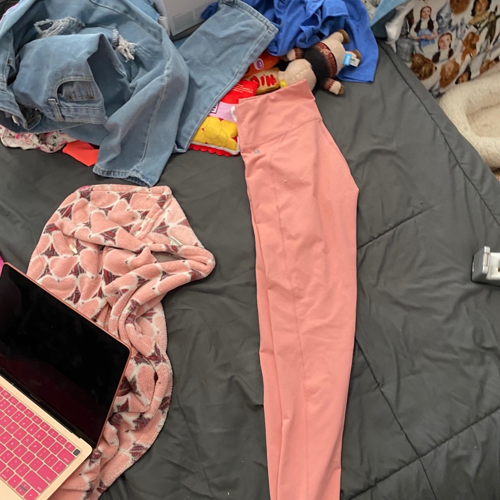 fabletics leggings - Picture 2 of 4